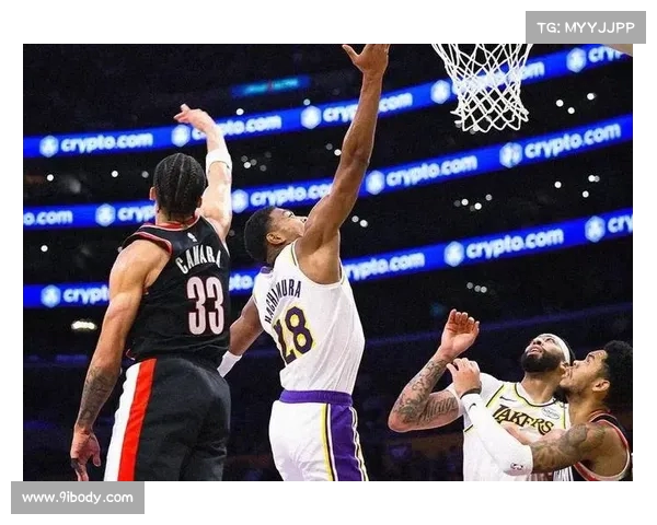 11月18日NBA开拓者与湖人激战 震撼对决展现球队新面貌 11月18日NBA开拓者与湖人激战 震撼对决展现球队新面貌